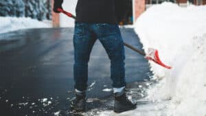 Omakotitalon lumityöt hinta